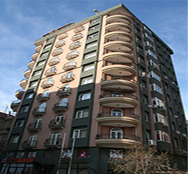 Çağlar Apartmanı